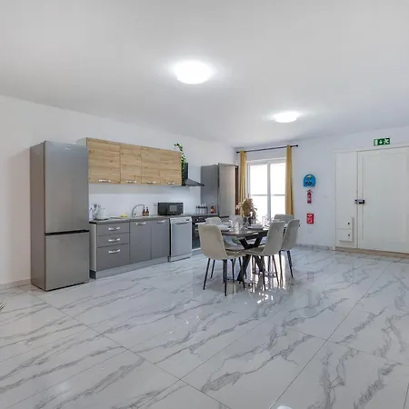 Luxury 5br In Swieqi By Sf Homes A Appartamento San Giuliano